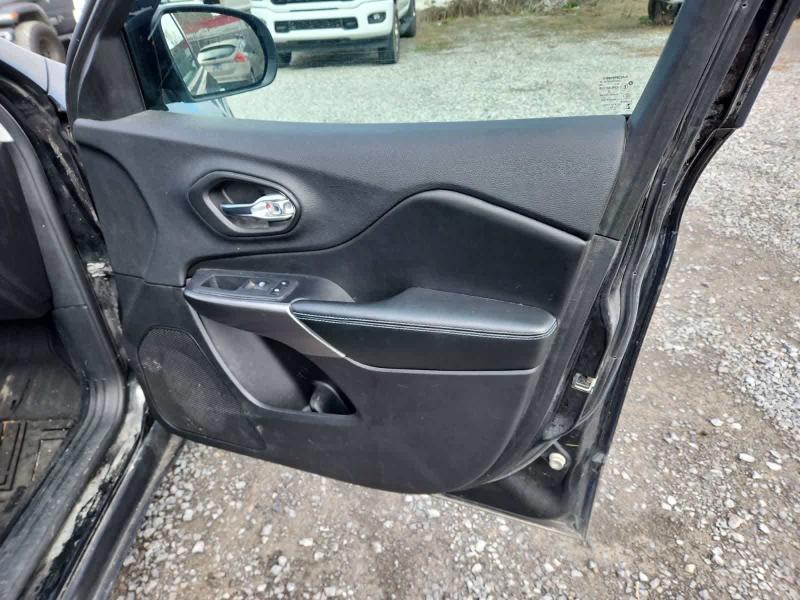 2020 Jeep Cherokee Latitude