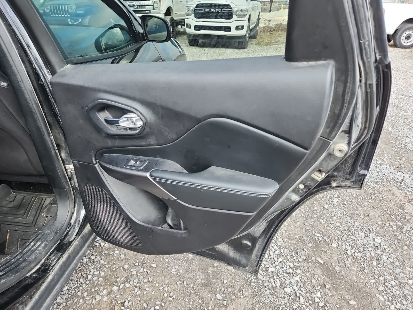 2020 Jeep Cherokee Latitude