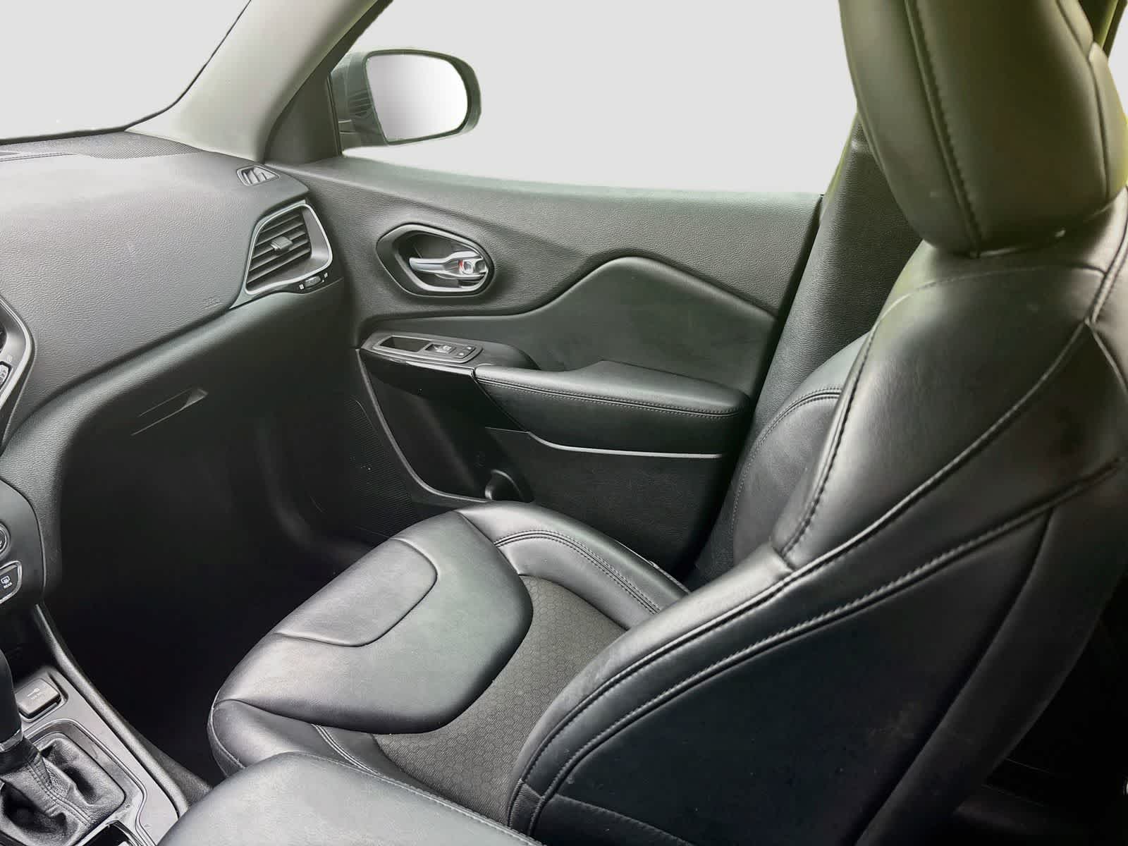 2021 Jeep Cherokee Altitude