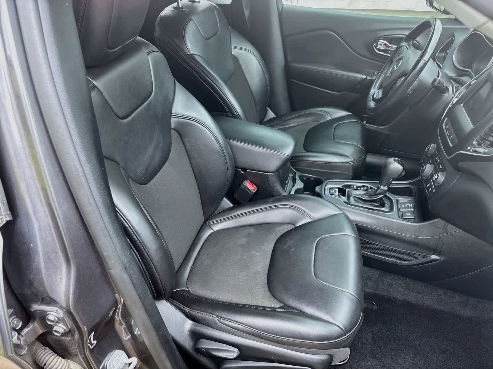 2021 Jeep Cherokee Altitude