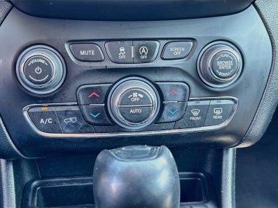 2022 Jeep Cherokee Trailhawk