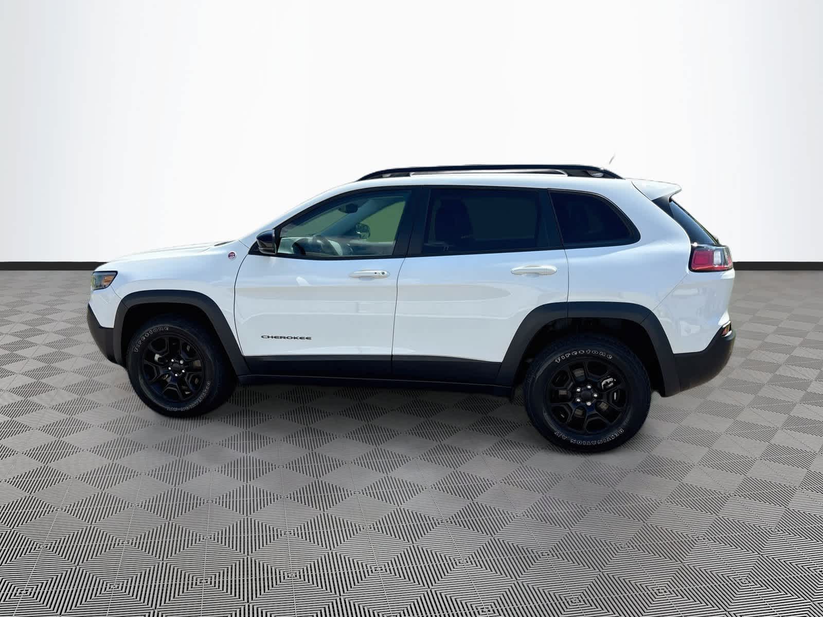 2022 Jeep Cherokee Trailhawk