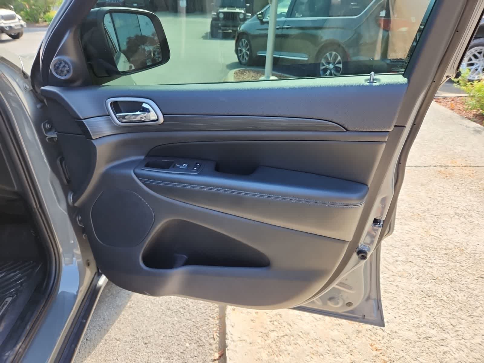 2020 Jeep Grand Cherokee Upland