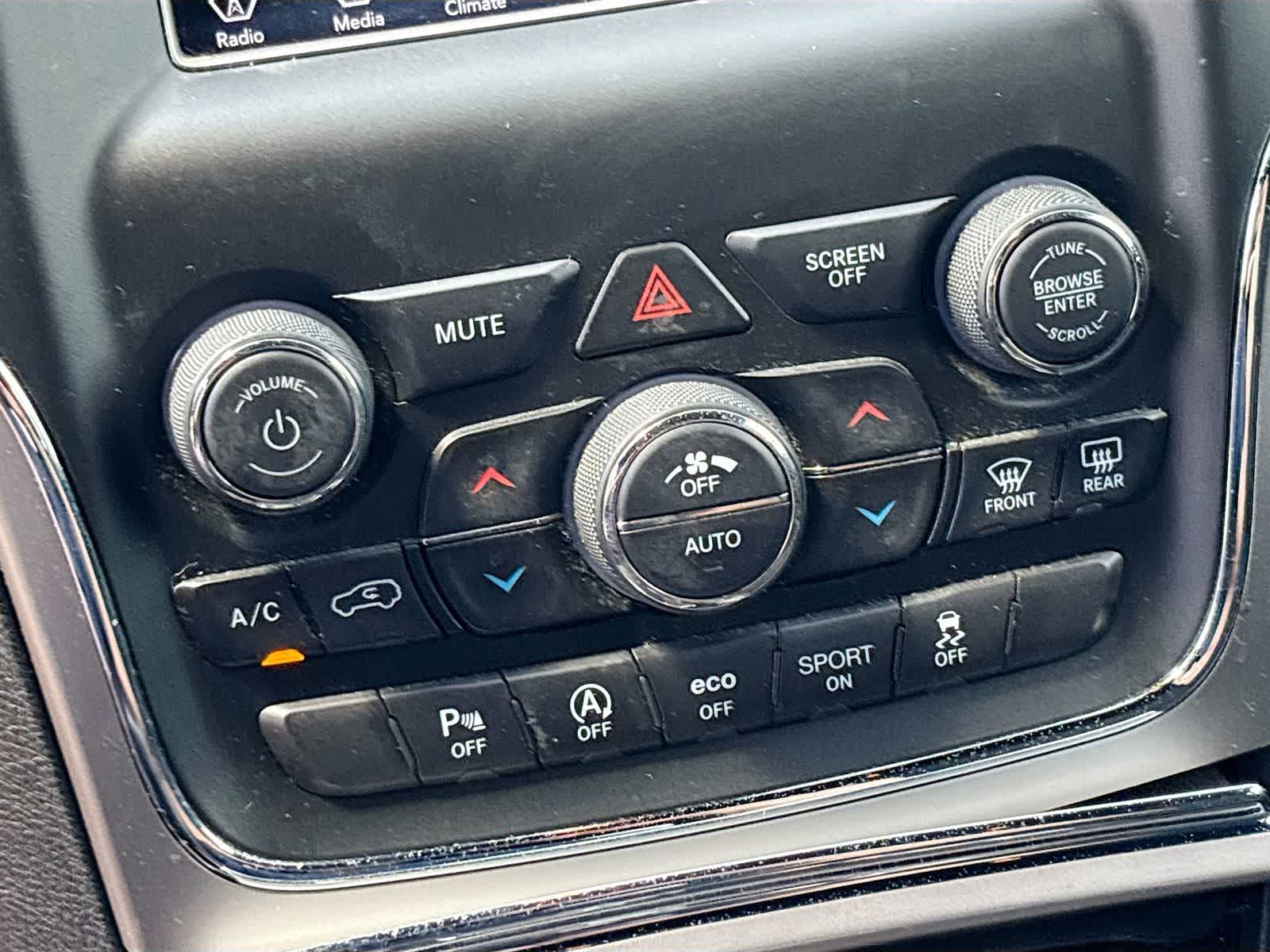 2018 Jeep Grand Cherokee Laredo E