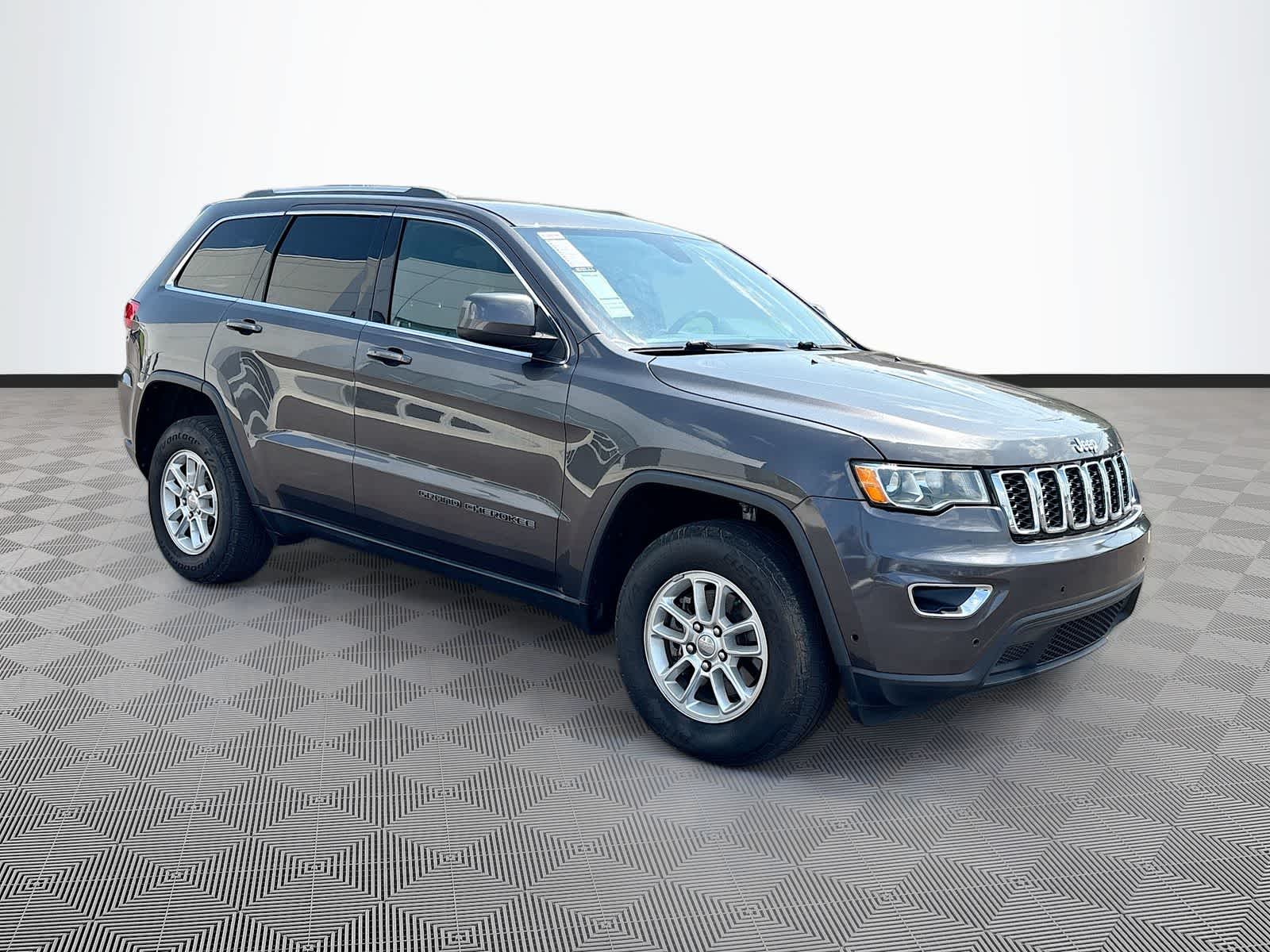 2018 Jeep Grand Cherokee Laredo E