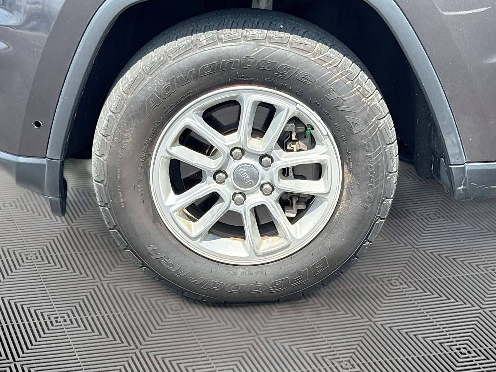 2018 Jeep Grand Cherokee Laredo E