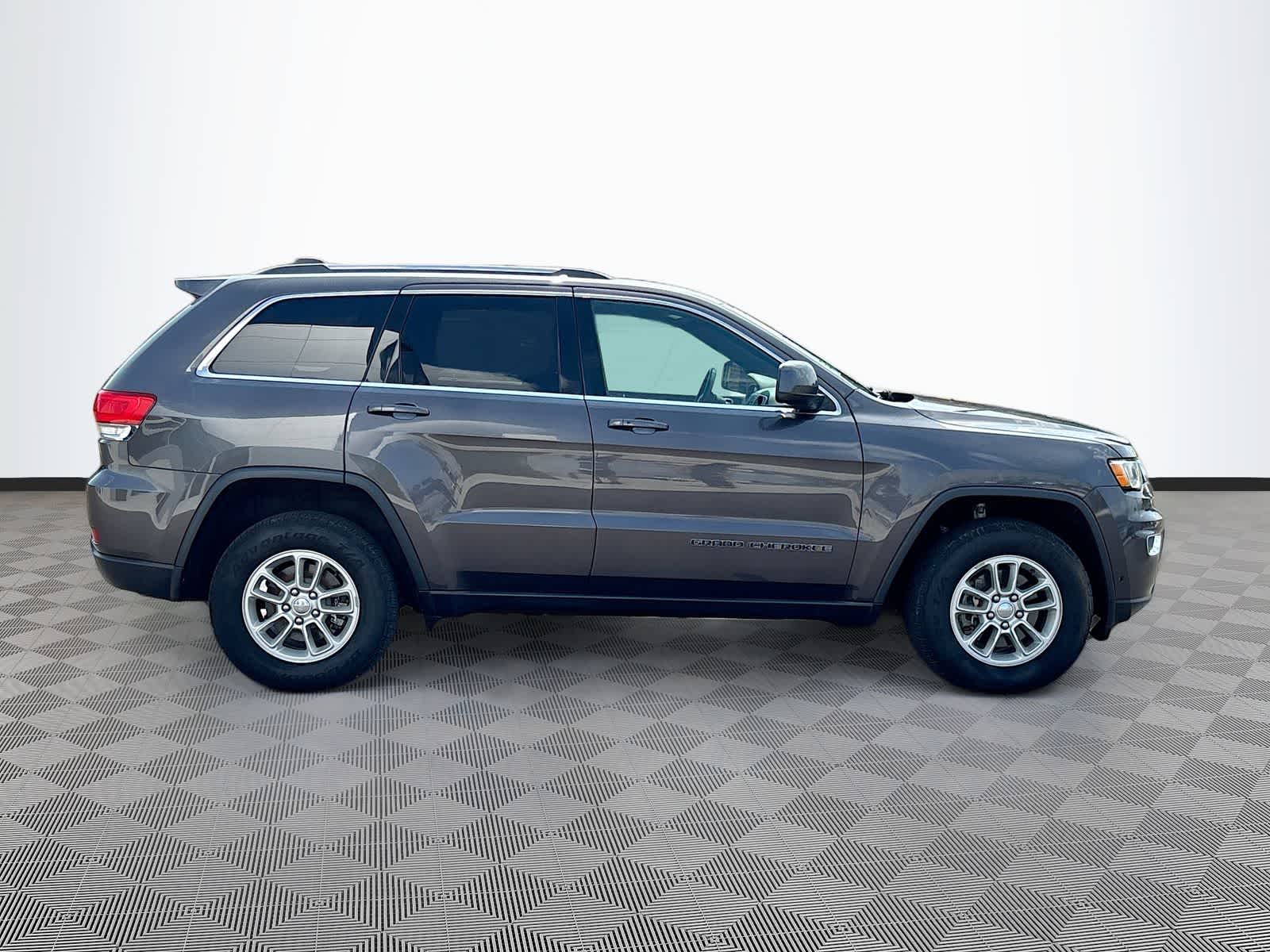 2018 Jeep Grand Cherokee Laredo E