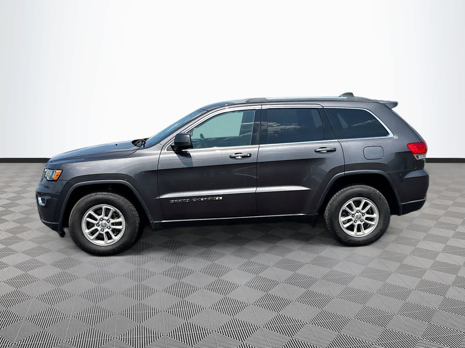 2018 Jeep Grand Cherokee Laredo E
