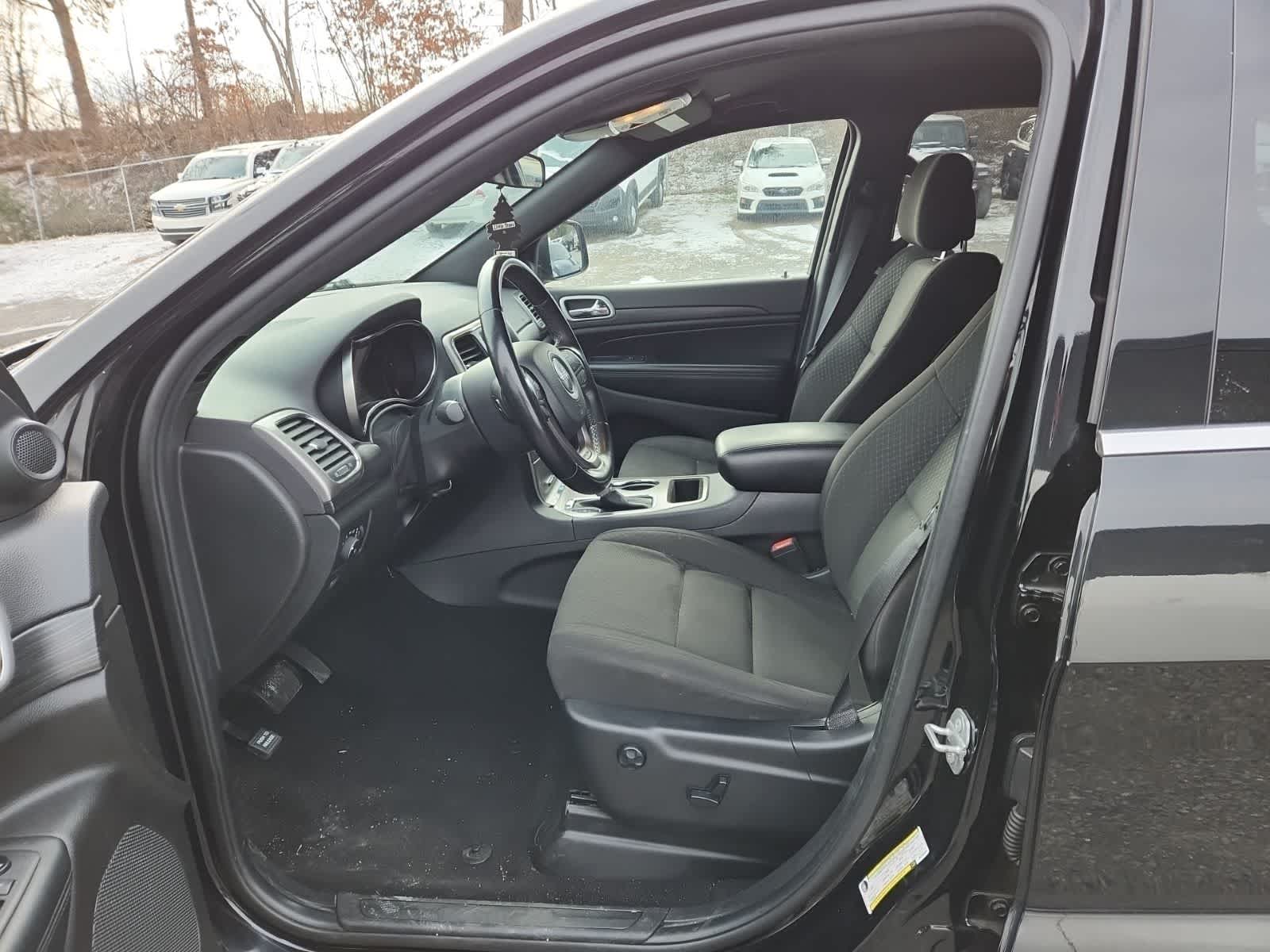 2021 Jeep Grand Cherokee Laredo E