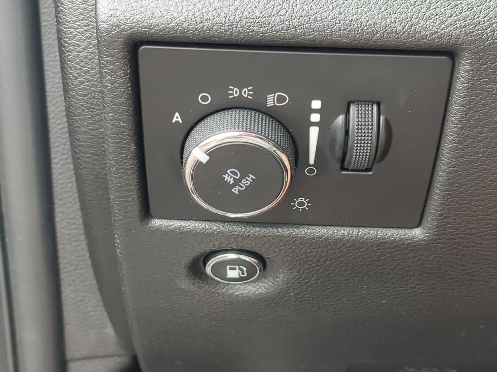 2020 Jeep Grand Cherokee North