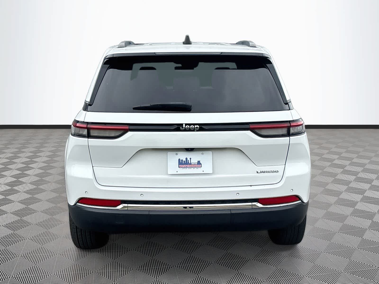 2024 Jeep Grand Cherokee Laredo