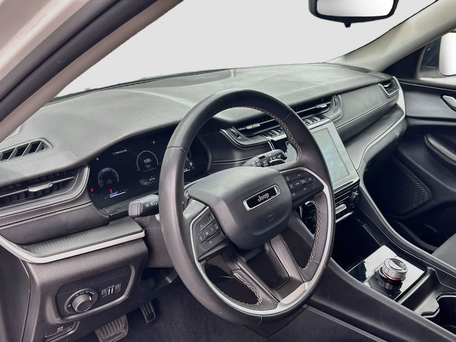 2024 Jeep Grand Cherokee Laredo