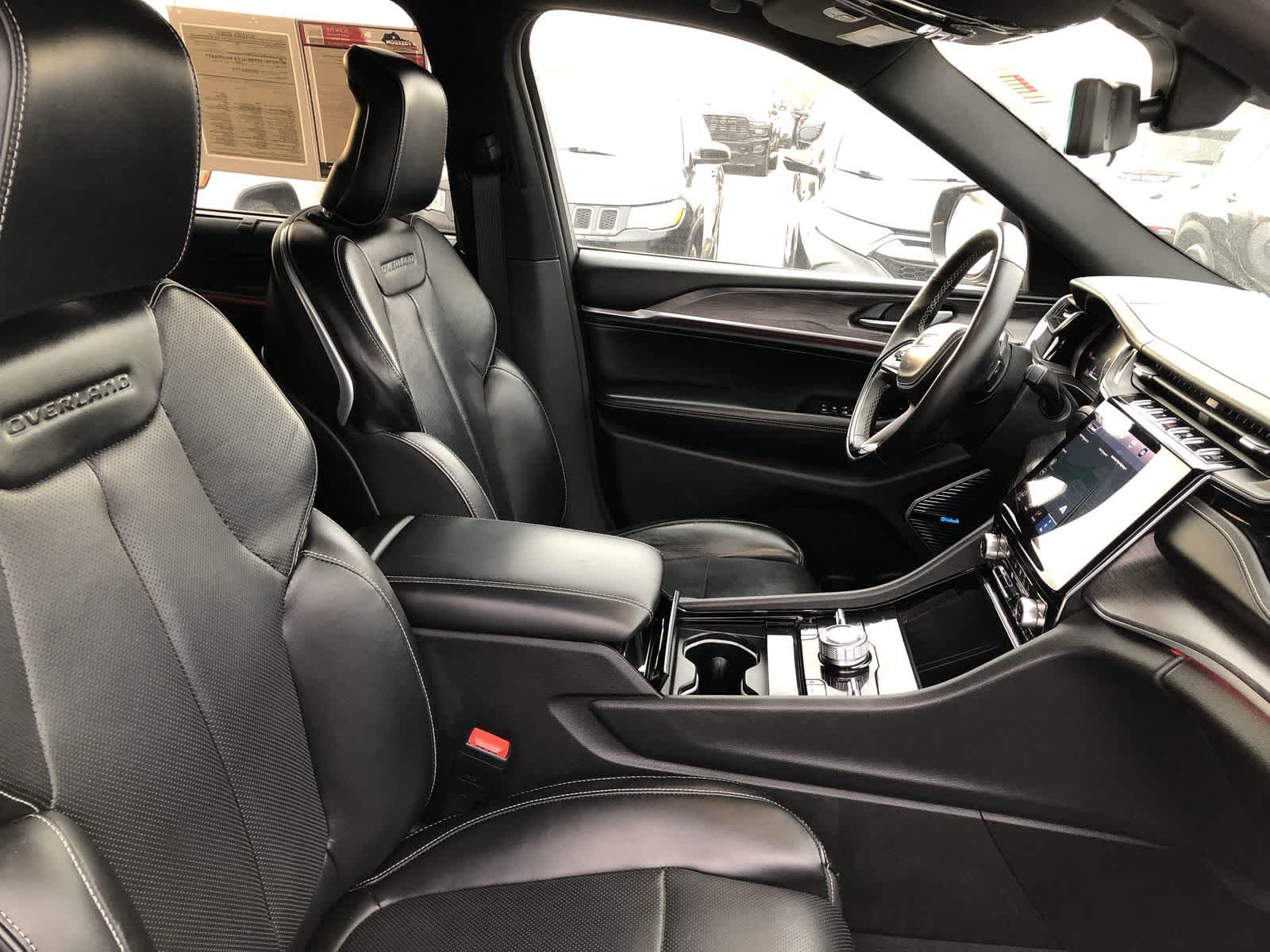 2022 Jeep Grand Cherokee Overland