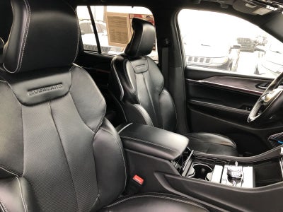 2022 Jeep Grand Cherokee Overland