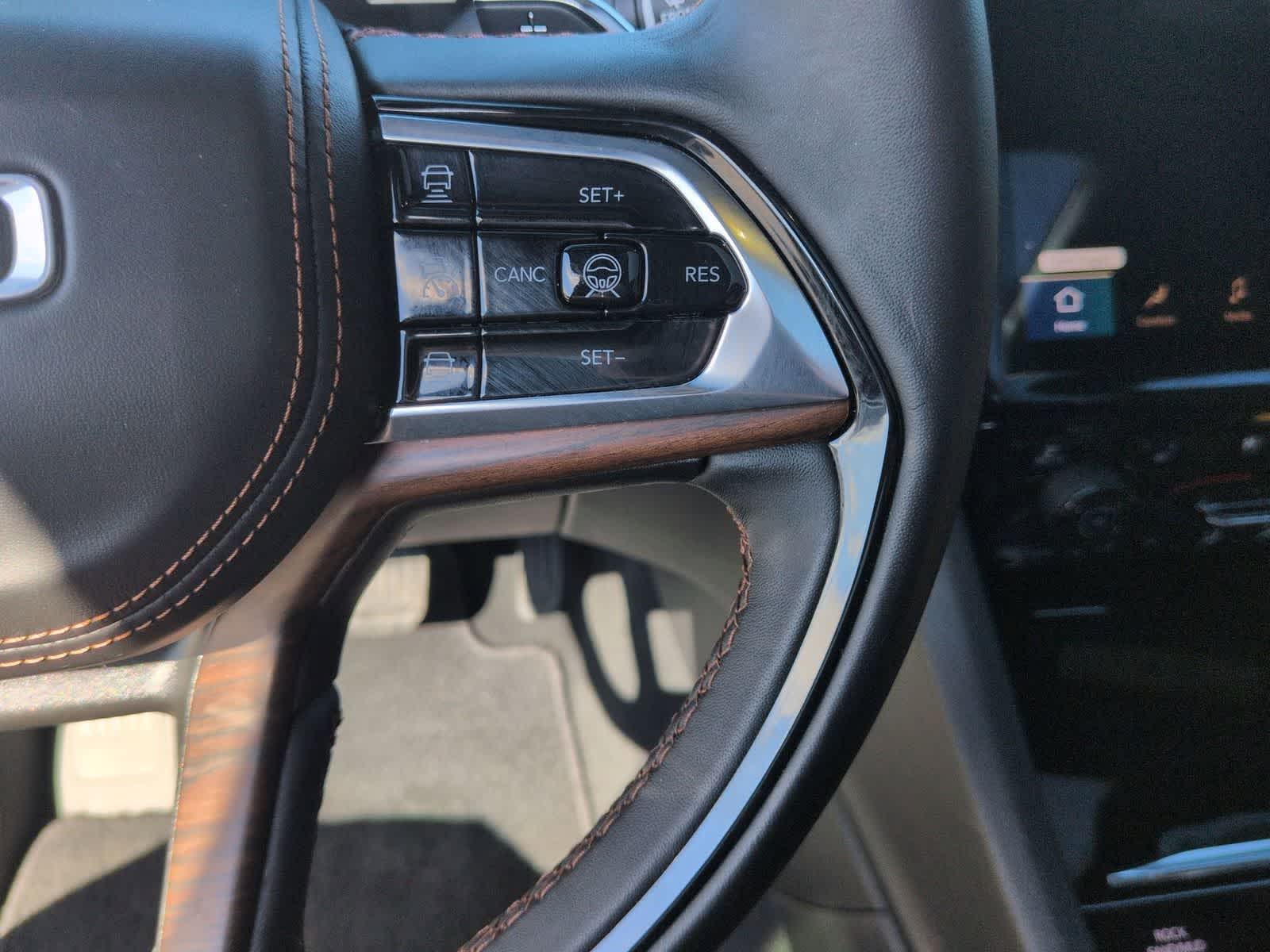 2024 Jeep Grand Cherokee Summit