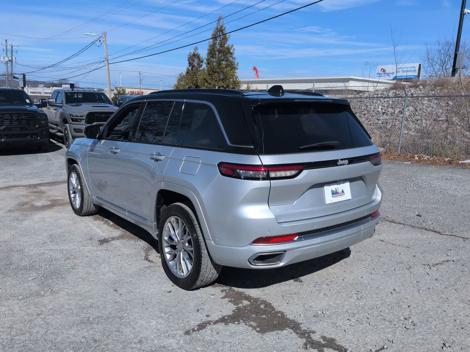 2024 Jeep Grand Cherokee Summit