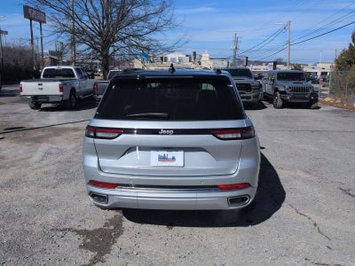 2024 Jeep Grand Cherokee Summit