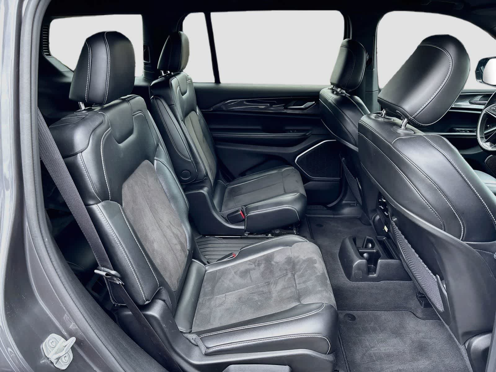 2021 Jeep Grand Cherokee L Altitude