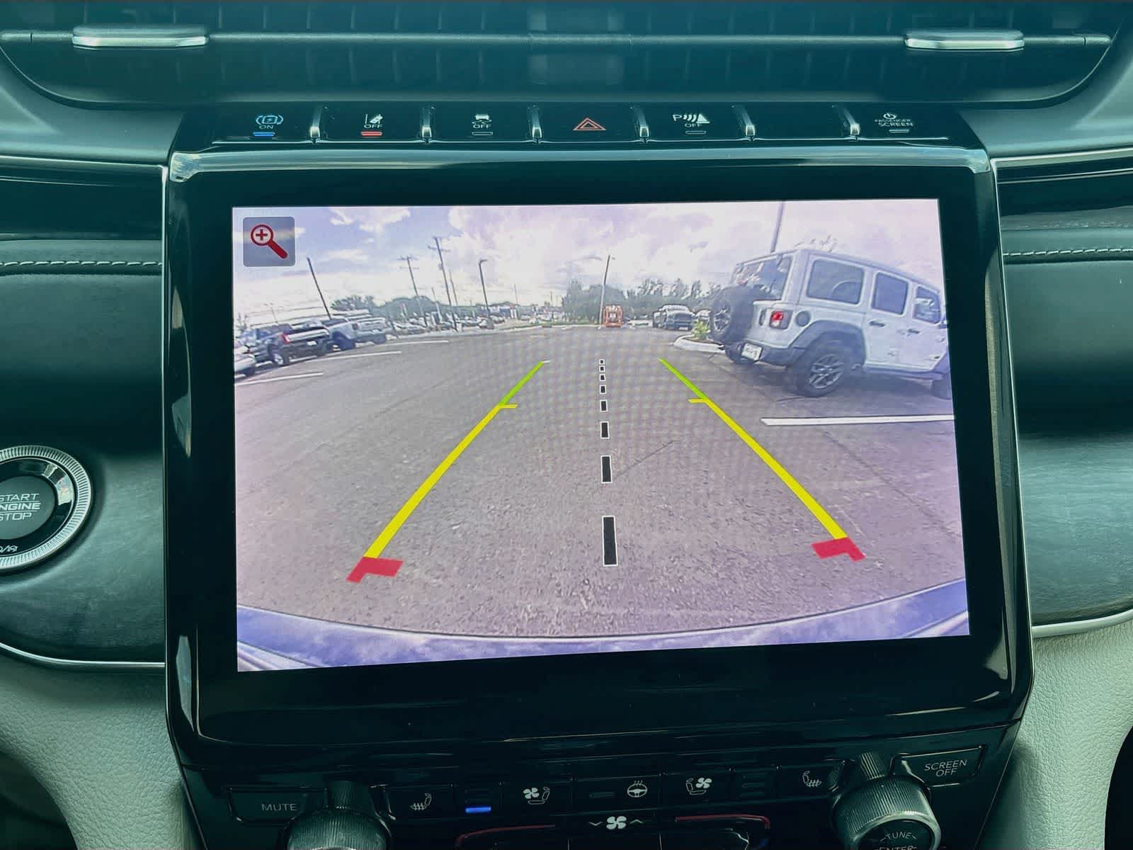 2022 Jeep Grand Cherokee 4xe Overland