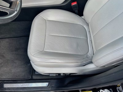 2022 Jeep Grand Cherokee 4xe Overland