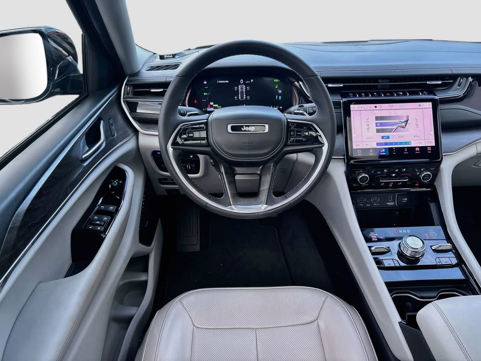 2022 Jeep Grand Cherokee 4xe Overland