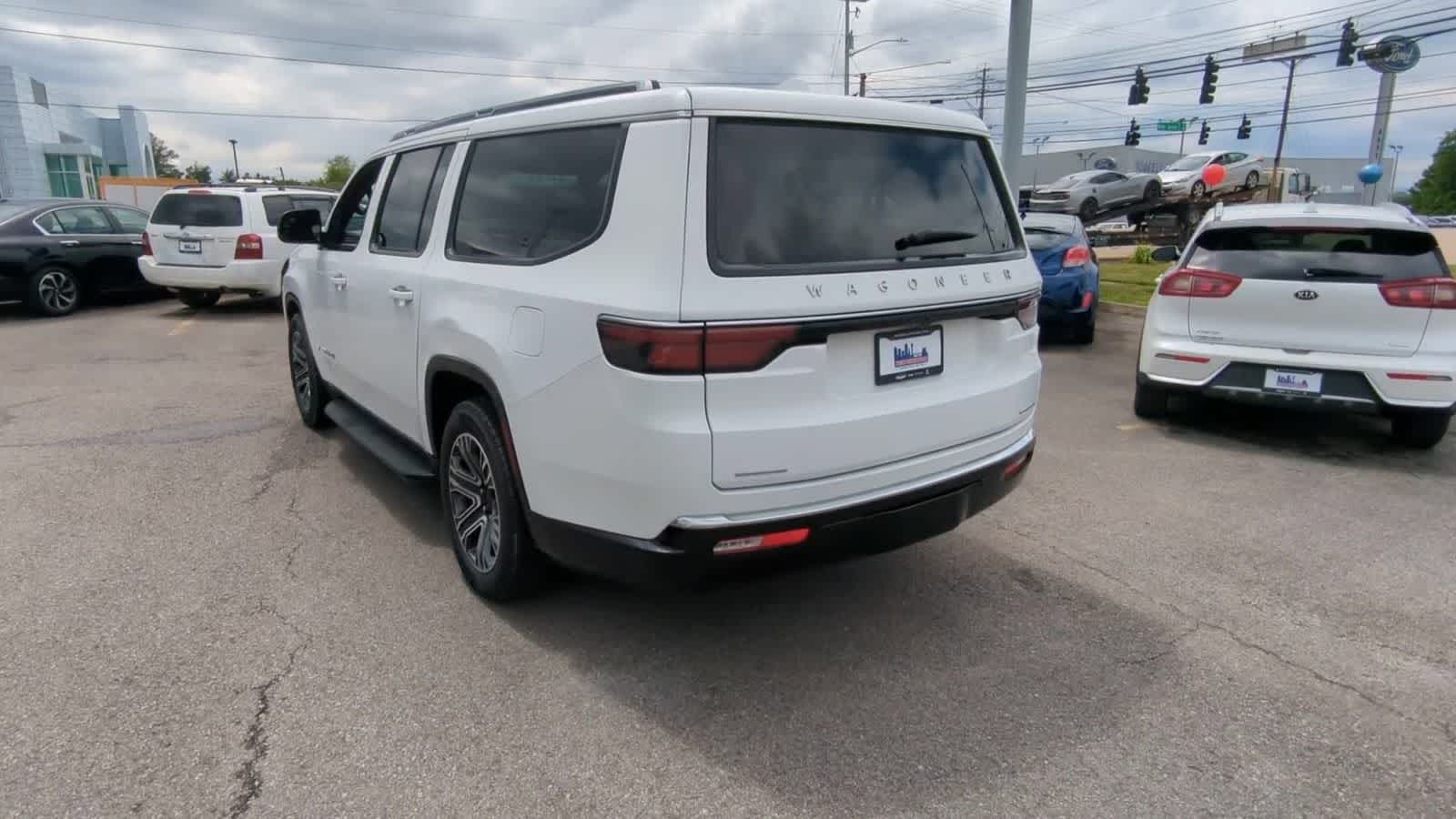 2023 Jeep Wagoneer L Series II