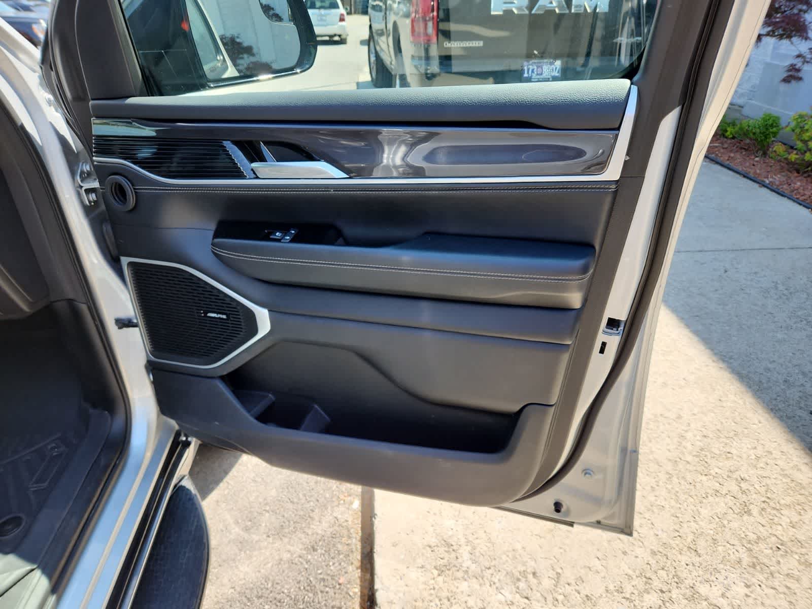 2024 Jeep Wagoneer 4x4