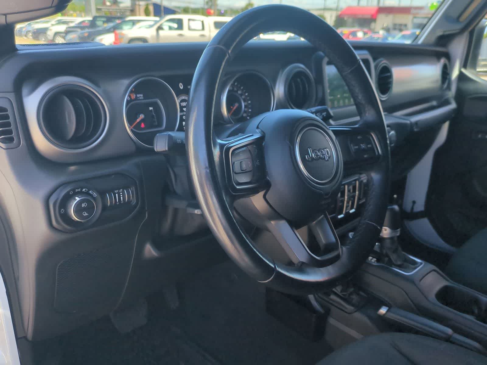 2021 Jeep Gladiator Willys