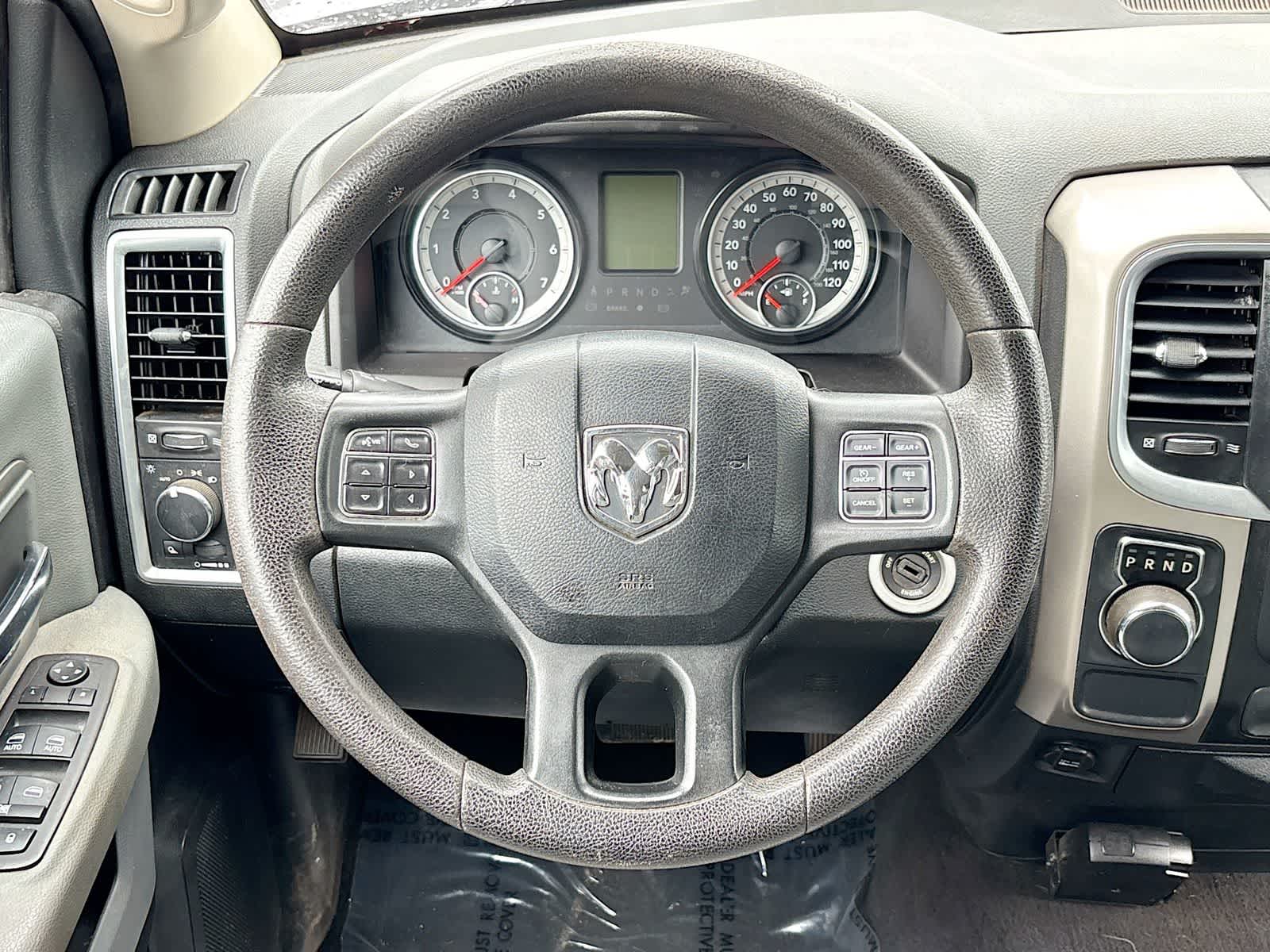 2017 RAM 1500 SLT