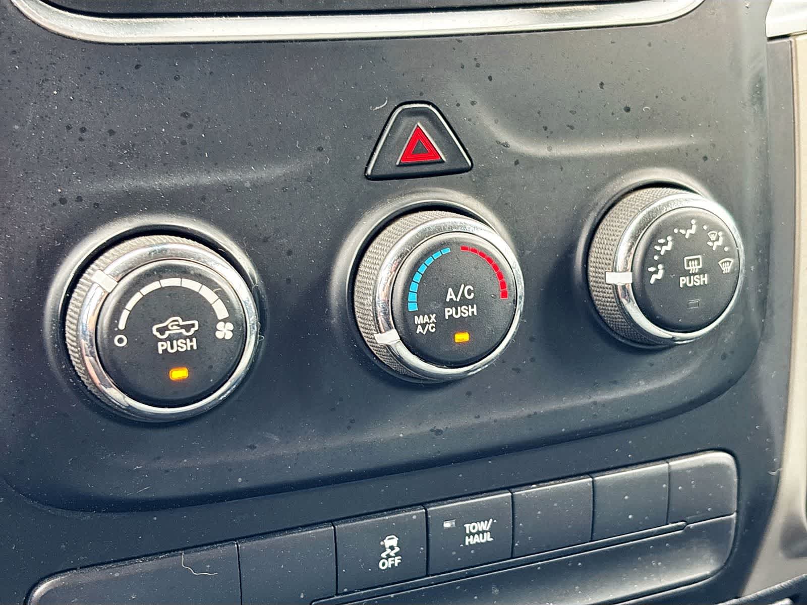 2017 RAM 1500 SLT