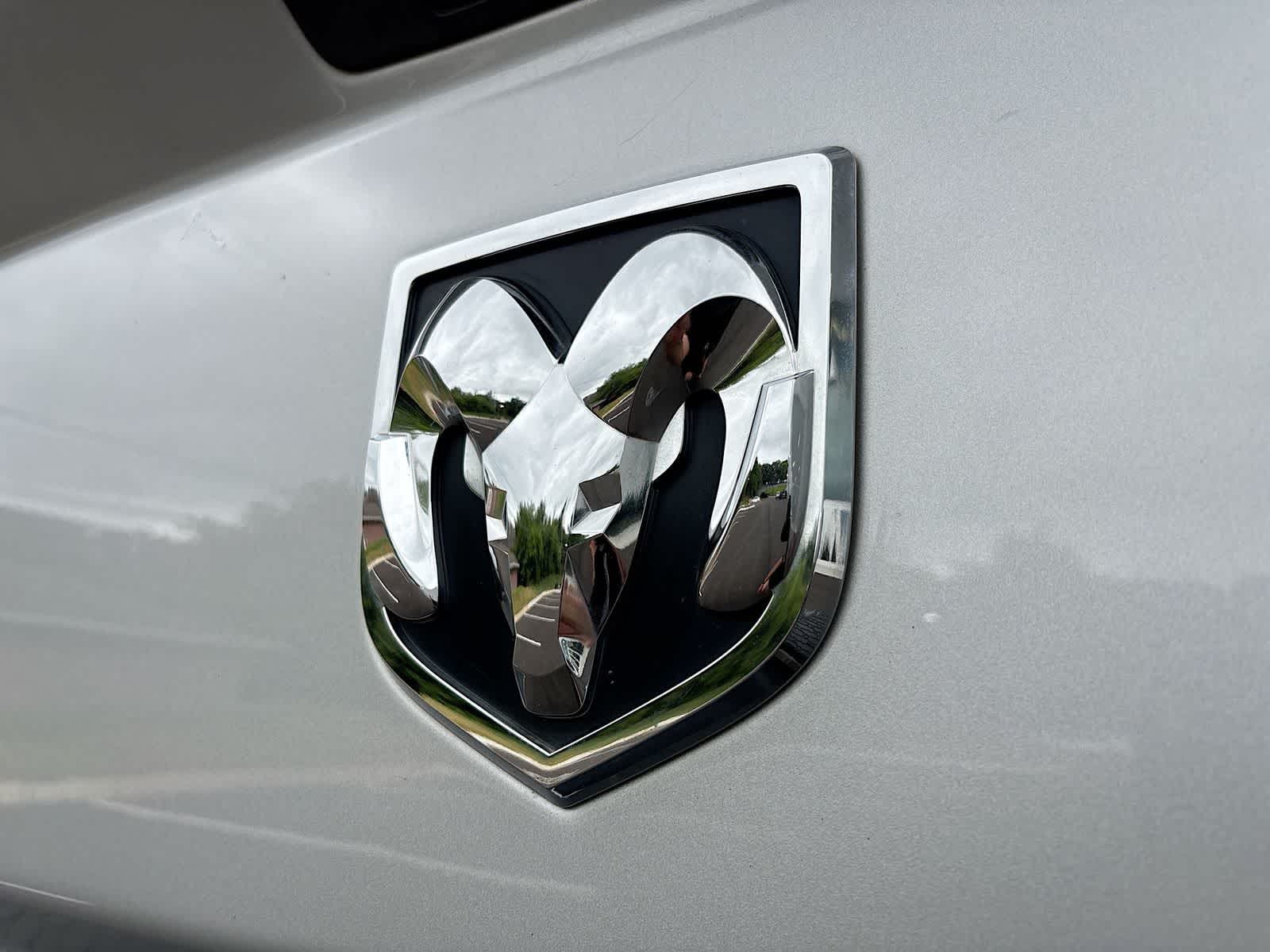 2017 RAM 1500 SLT