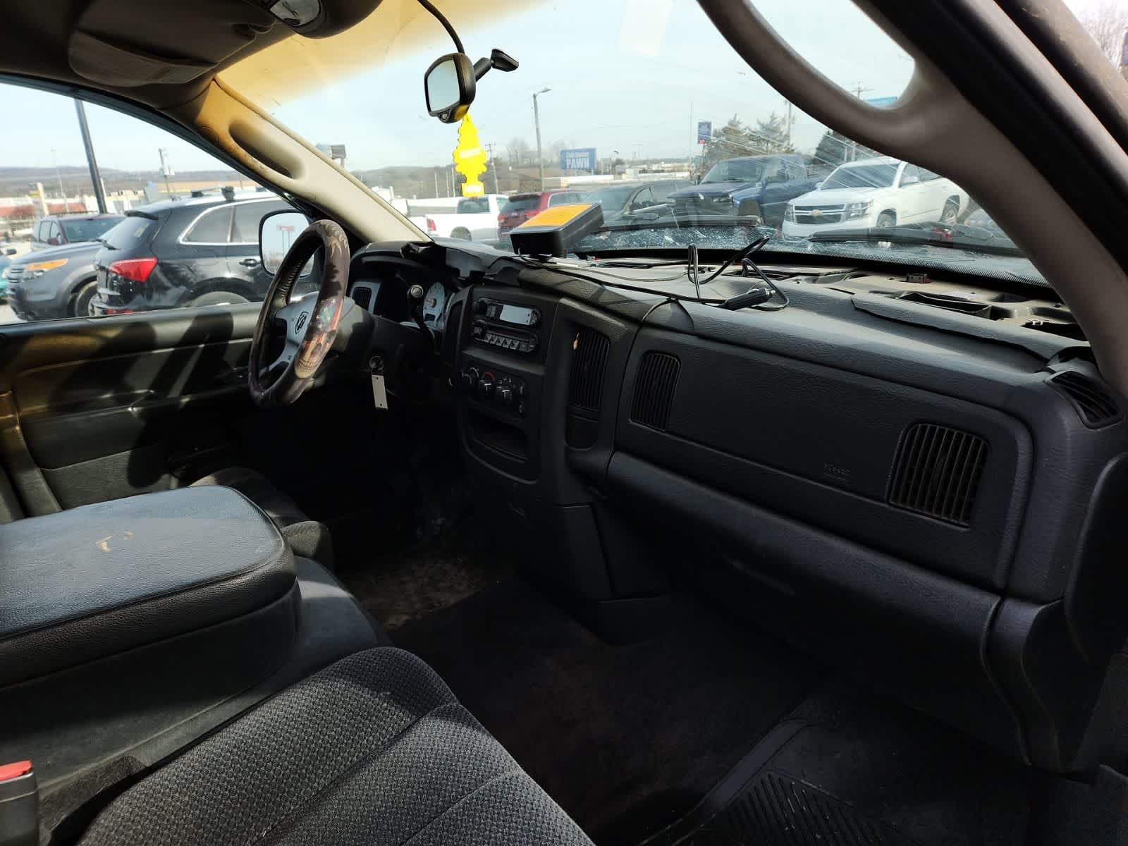 2002 Dodge Ram 1500 Base