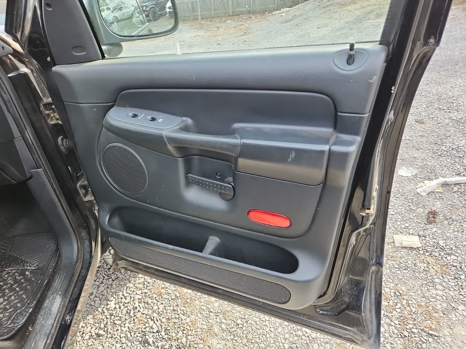 2002 Dodge Ram 1500 Base