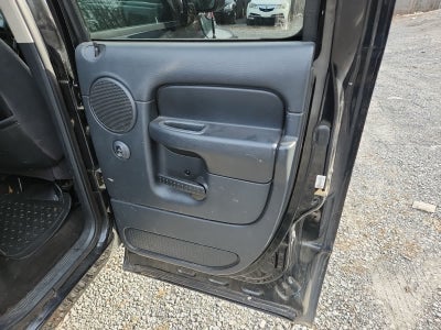 2002 Dodge Ram 1500 Base