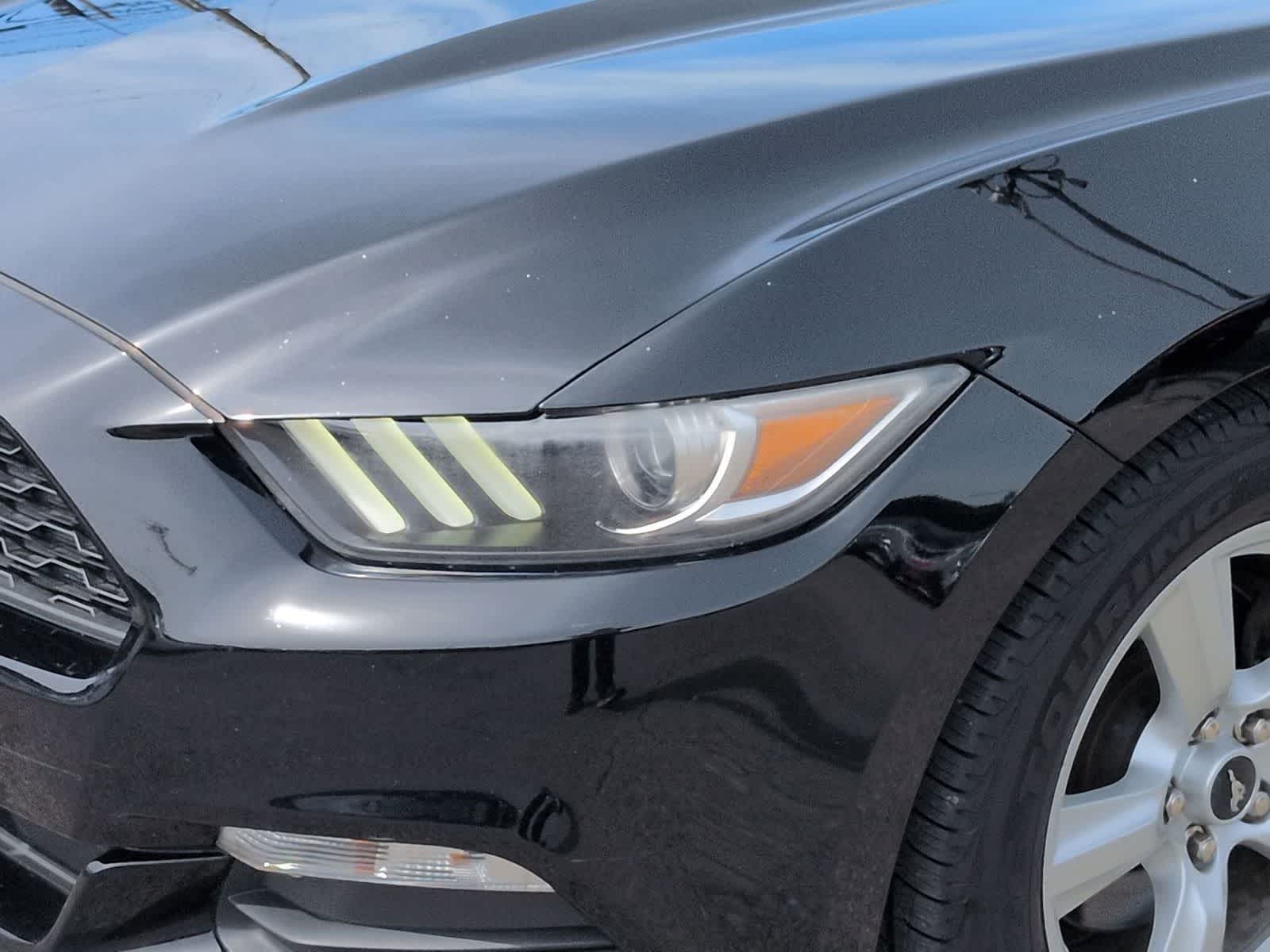 2017 Ford Mustang V6