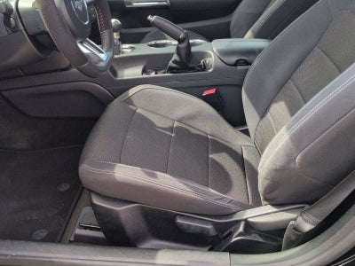 2017 Ford Mustang V6