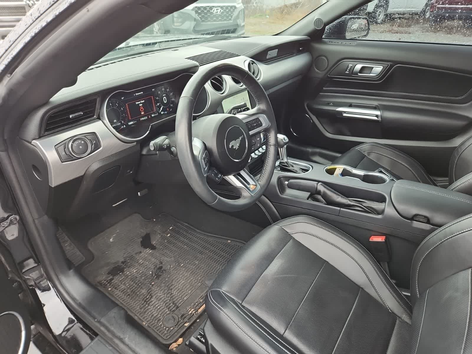 2022 Ford Mustang EcoBoost Premium