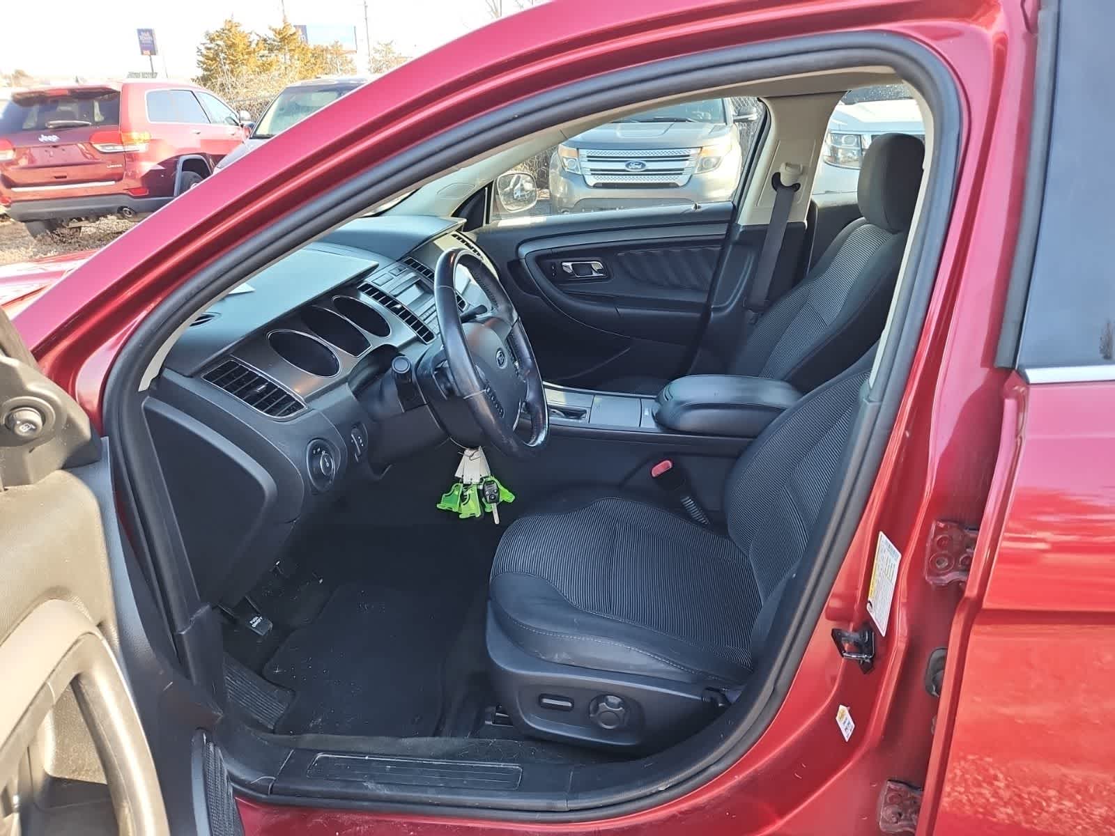 2012 Ford Taurus SEL