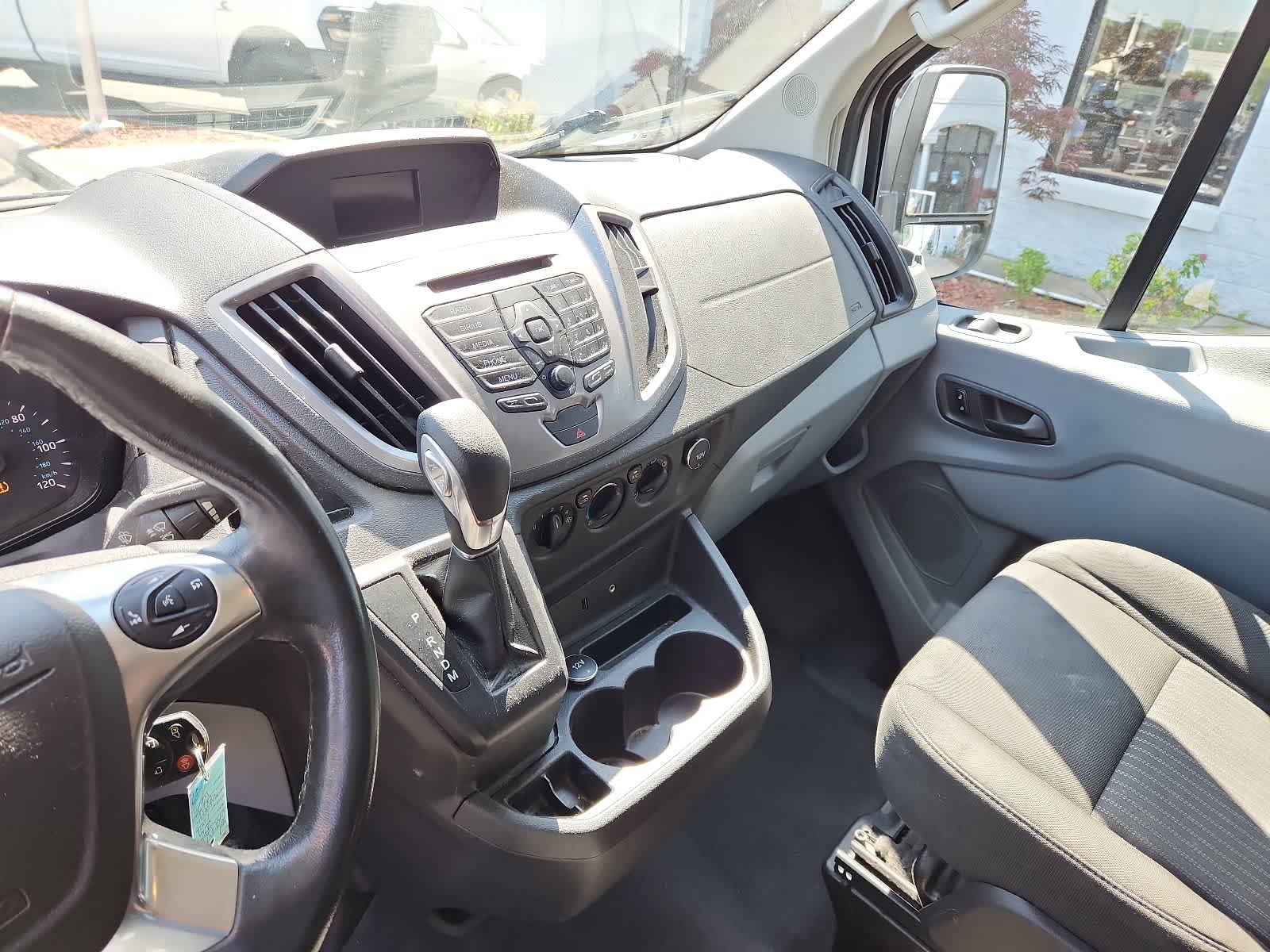 2016 Ford Transit Wagon XLT