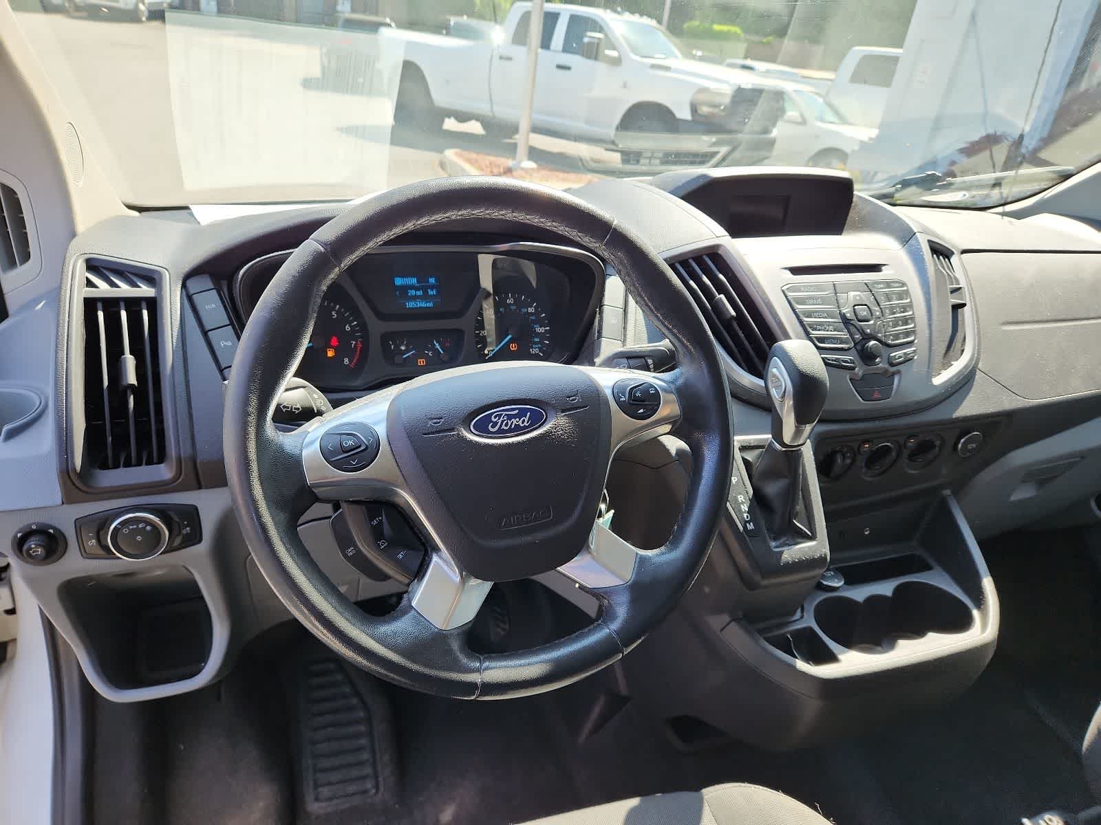 2016 Ford Transit Wagon XLT