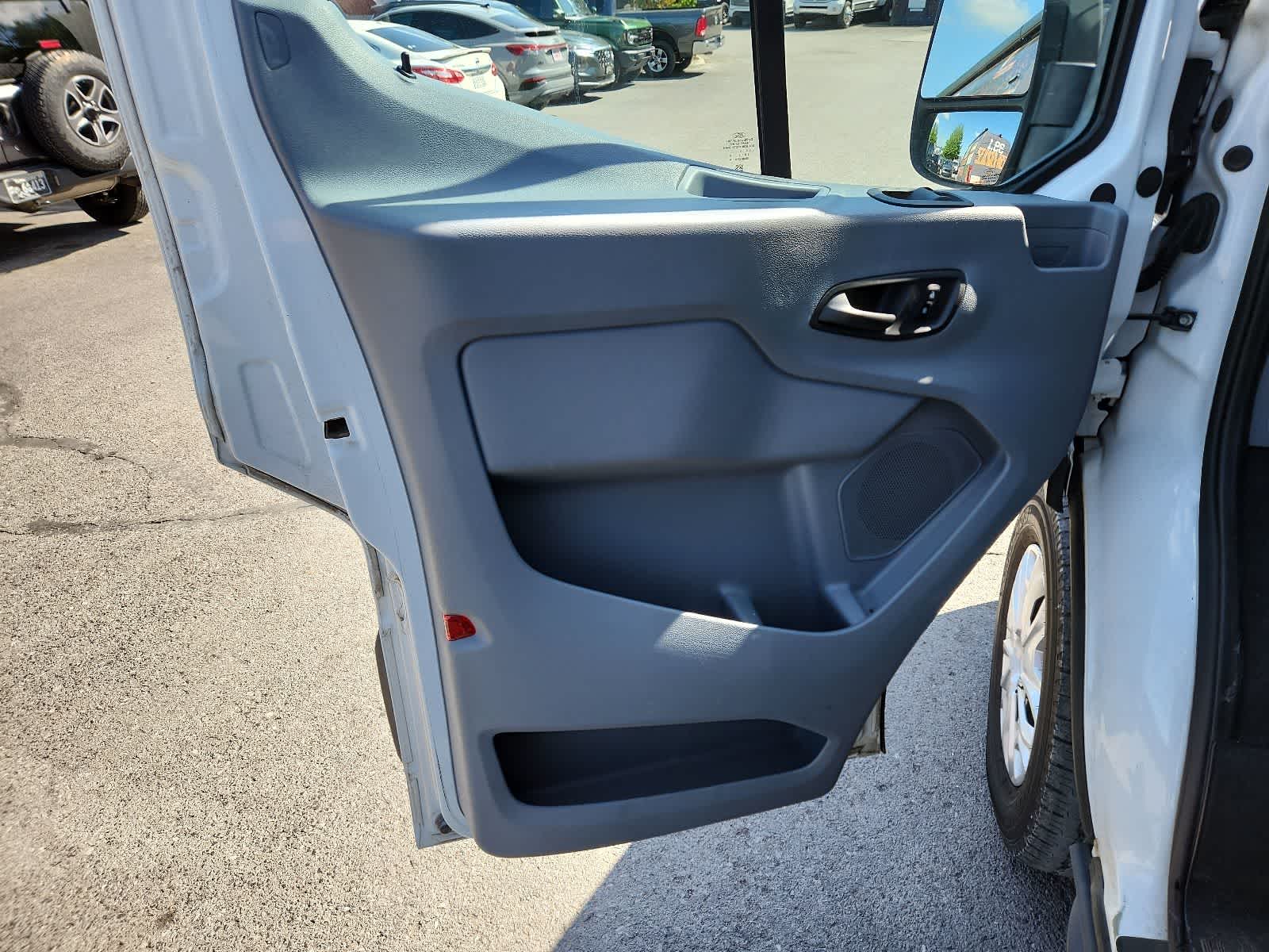 2016 Ford Transit Wagon XLT