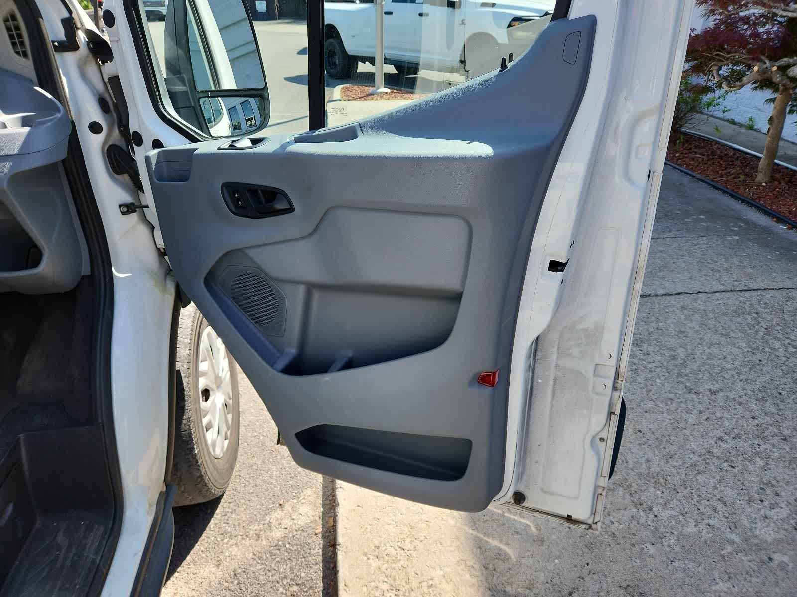 2016 Ford Transit Wagon XLT