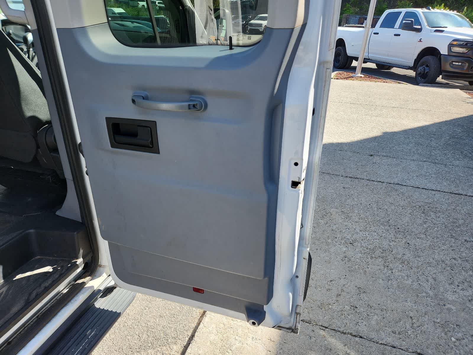 2016 Ford Transit Wagon XLT