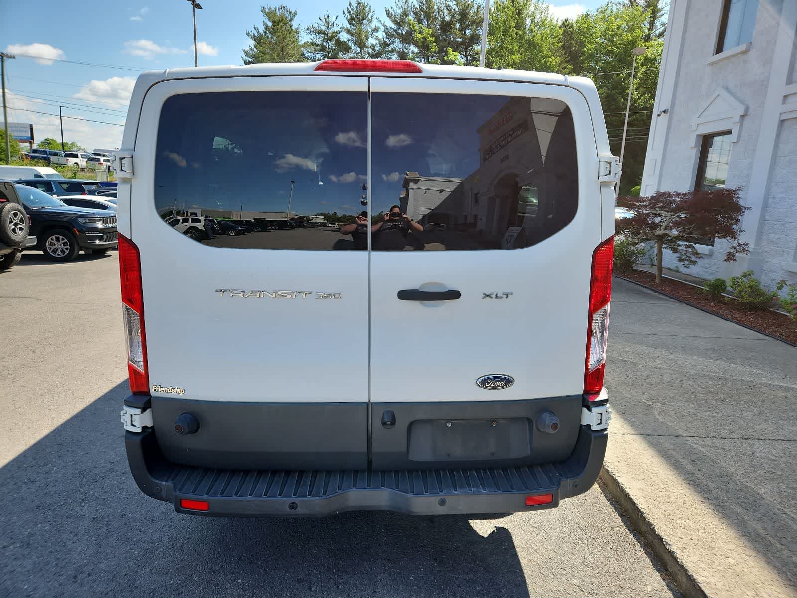 2016 Ford Transit Wagon XLT