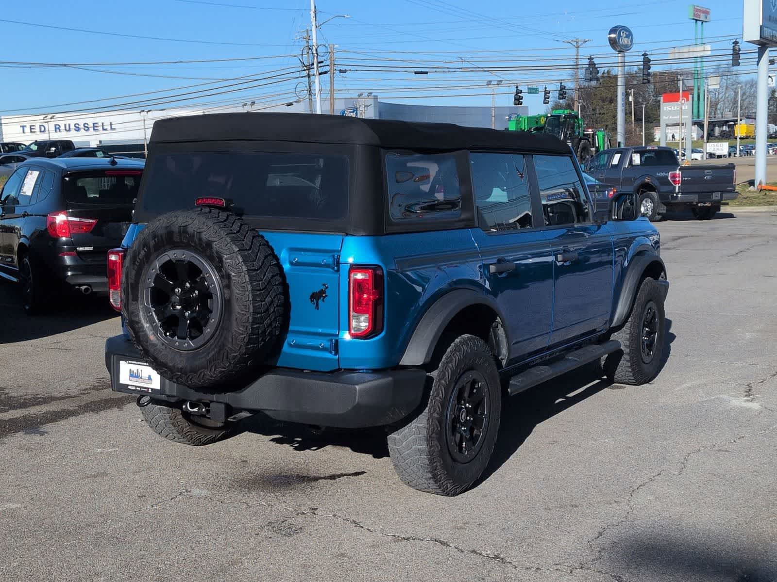 2022 Ford Bronco Base