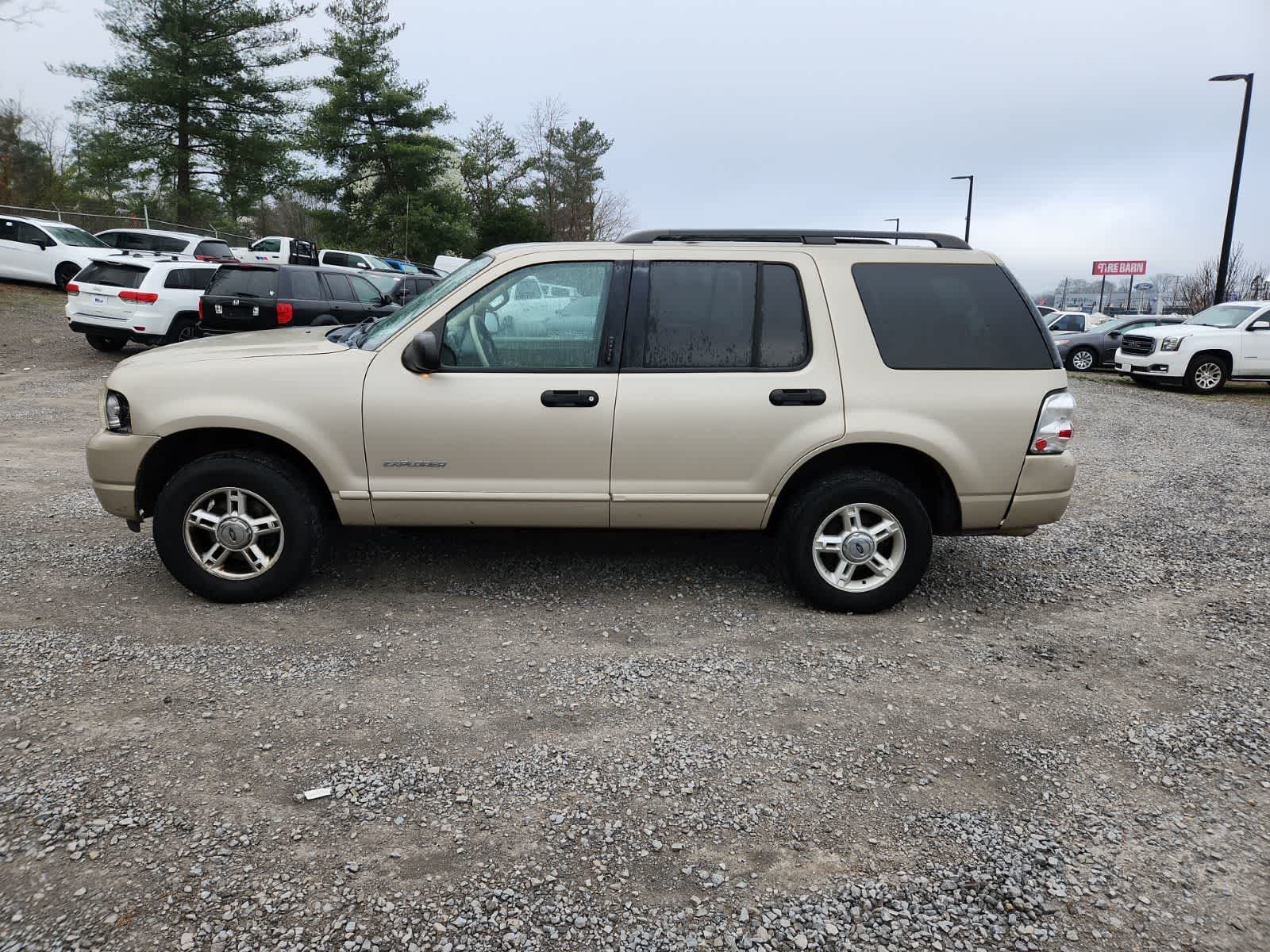 2004 Ford Explorer XLT