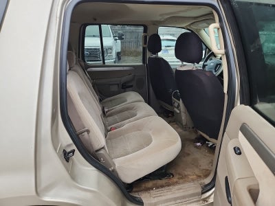 2004 Ford Explorer XLT