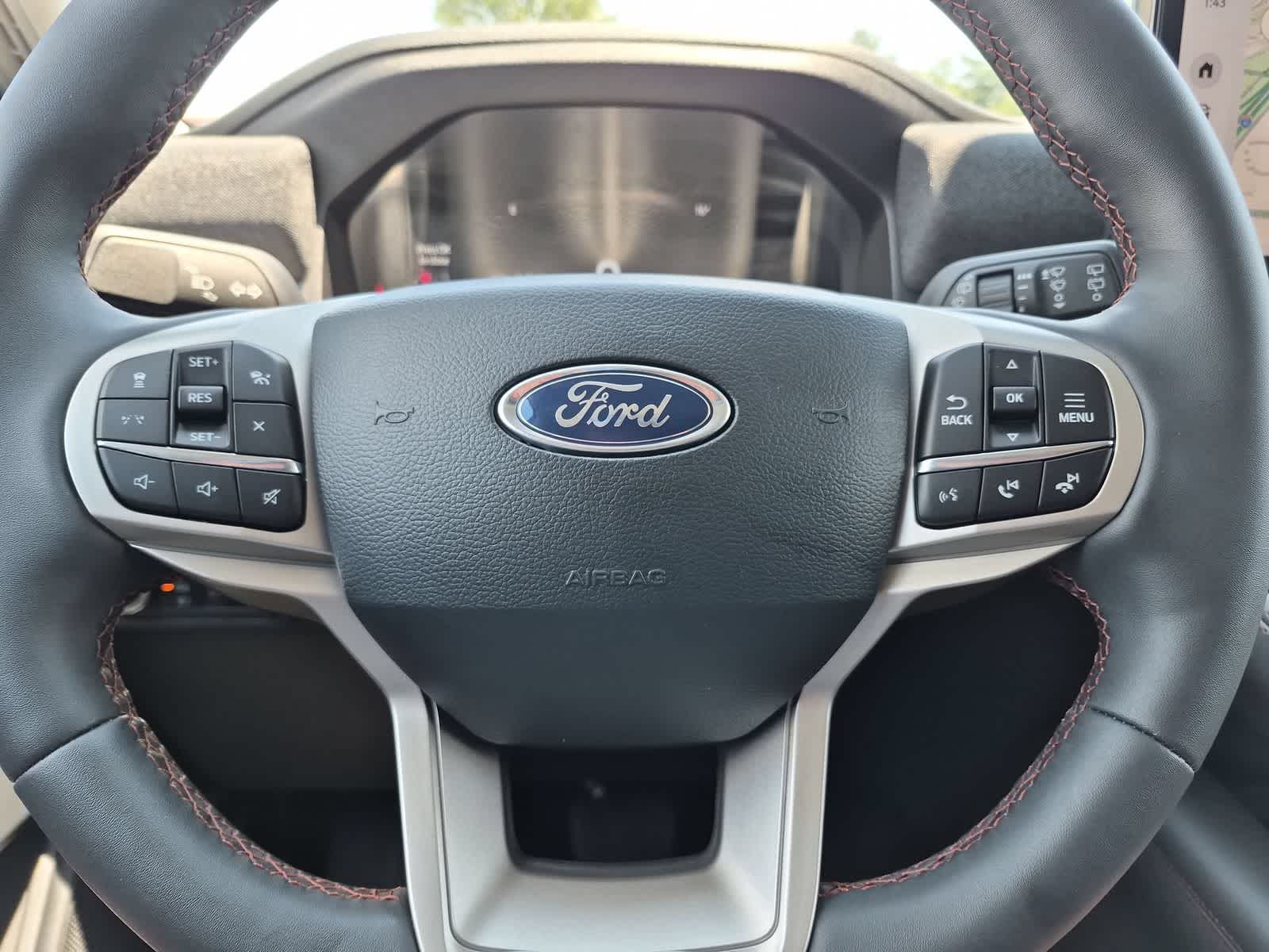 2025 Ford Explorer Active