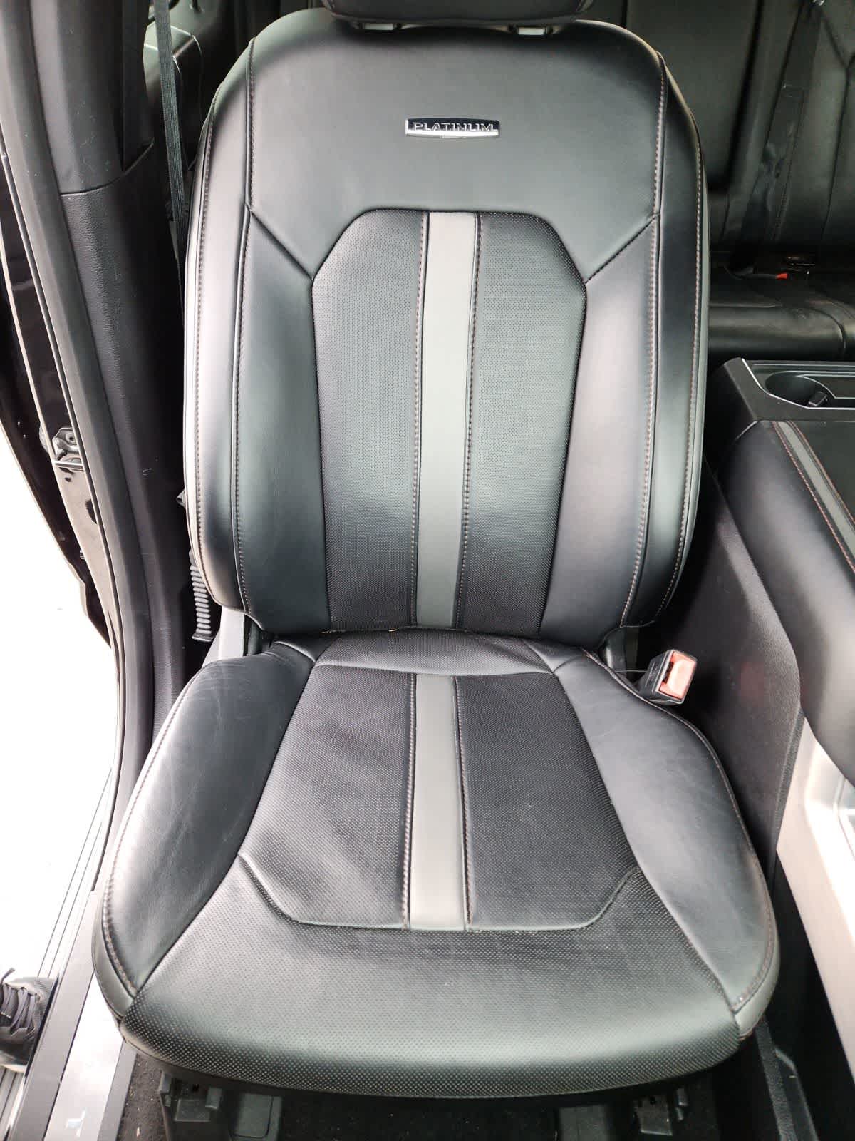 2018 Ford Super Duty F-250 SRW Platinum