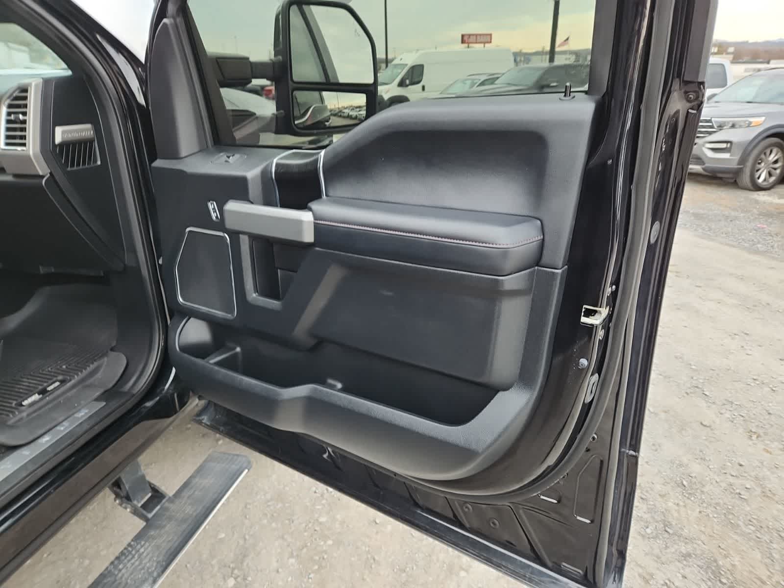 2018 Ford Super Duty F-250 SRW Platinum